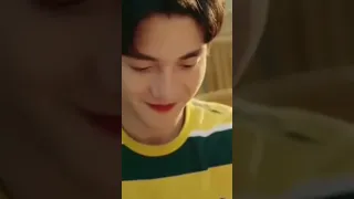 لقطه محذوفه من مسلسل نهر يجري خلاله 