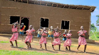 MASAKA KIDS AFRICANA PERFORMING KADODI CULTURAL DANCE | SHARING THE JOY OF AFRICA [4K VIDEO]