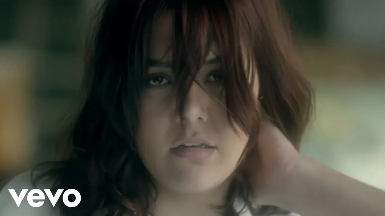 Yuridia - Ya Es Muy Tarde (Official Video) Yuridia - Ya Es Muy Tarde (Official Video)