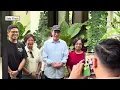 Download Lagu Tiba2 Buka Pintu Sendiri, Jokowi Tampil Beda Kali Ini Pakai Baju ‘Biru Muda’ !