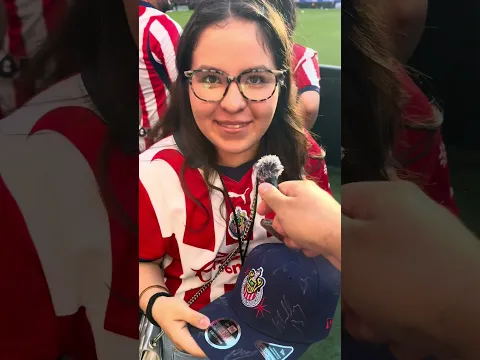 🇦🇹 ¡SORPRENDIENDO A UNA SUSCRIPTORA DE CHIVAS TV! 🤩
