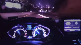 امشي وحيد بدنياي اسولف متل المجنون عيونك عذابي وبلواي سجان وبيهن مسجون    دندنها