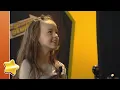 Lagu Robin en Lotte glinsteren op het podium! - De Sterrenstudio | Studio 100 Kids