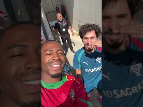 RONALDO SIGNED MY SHIRT🇵🇹🐐