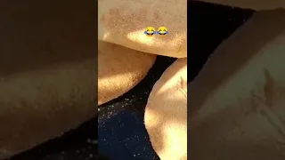 عشنا وشفنا حتى شفنا المراه كادخل الخبز من الرجل كاتقول له بغيت الخبز ديال الدار 