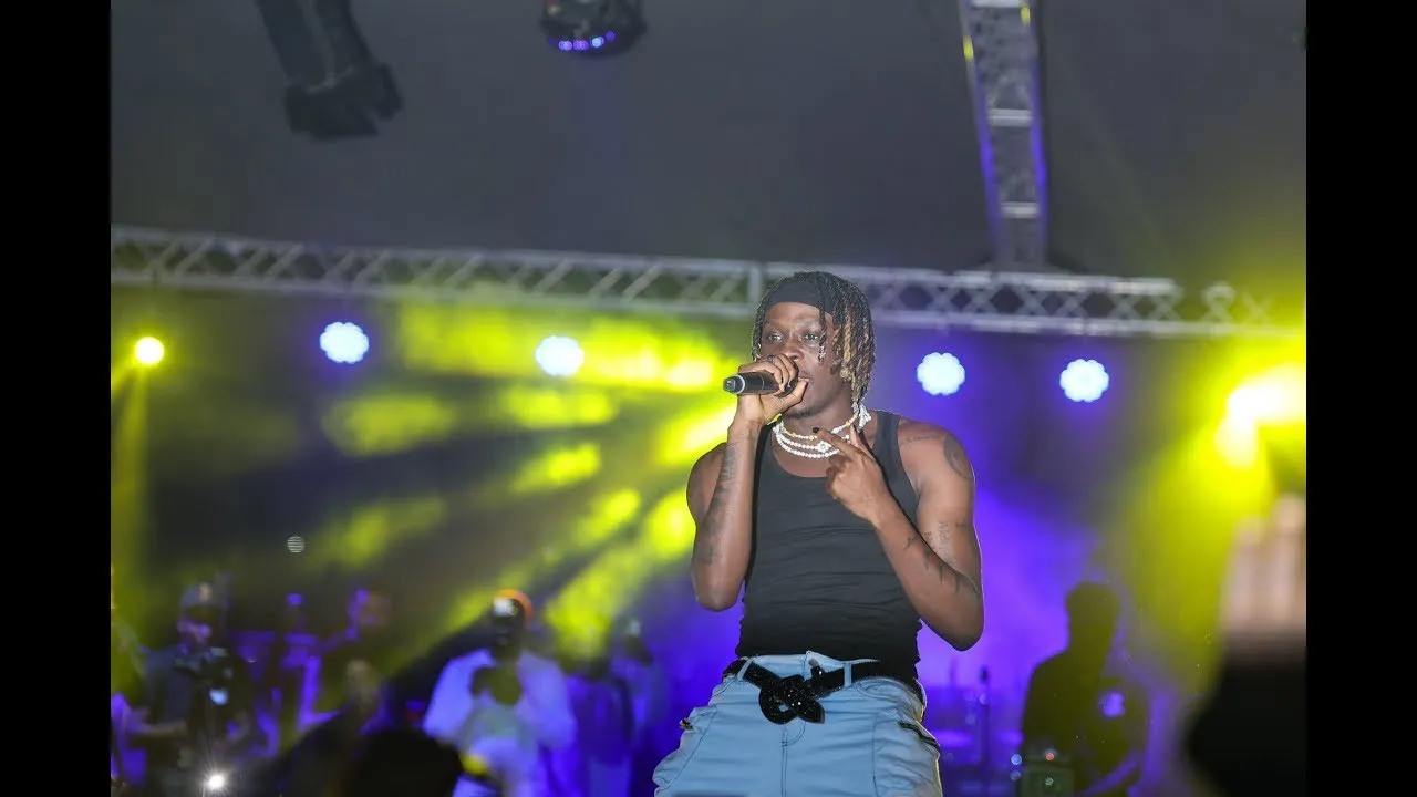 Fireboy DML Performs ‘Jealous’ & you’d be Jealous you’re not there | WATCH