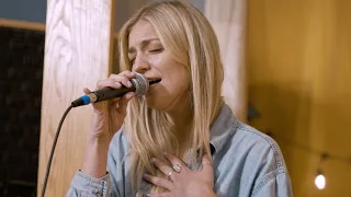 The King Will Come Yet Don T Give Up Live From The Kitchen Table 