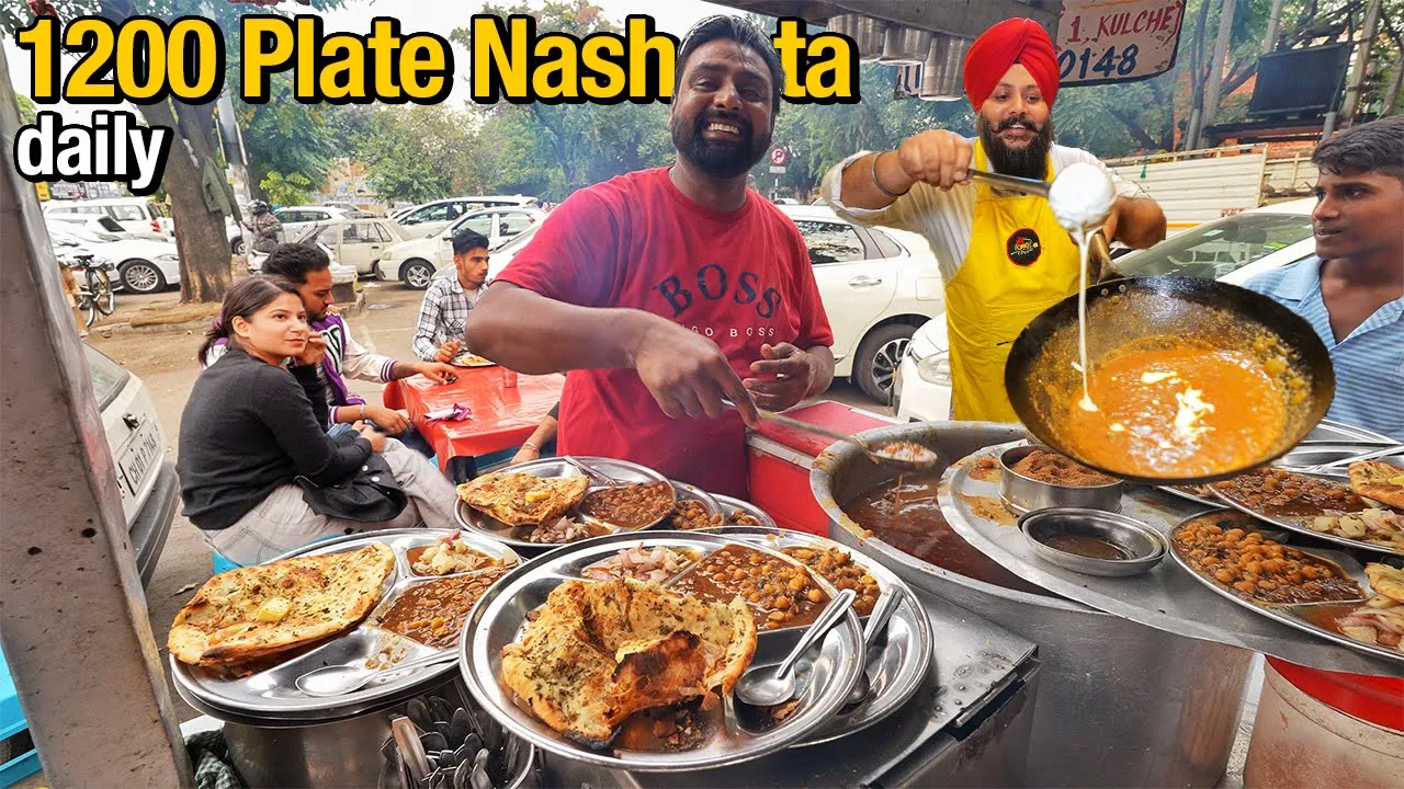 40:  Rs DILKHUSH NASHTA Indian Street Food   Amritsari Chole Kulche, Malai Paneer Bhurji, Dal handi