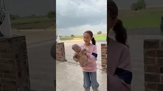 أسمع كلام أمك  أسمع كلام أمك