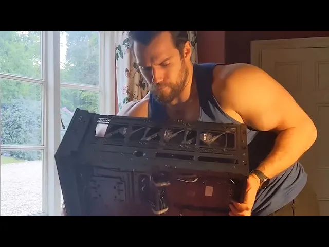 Henry Cavill Video - How To Build A Superman Gaming PC 2020