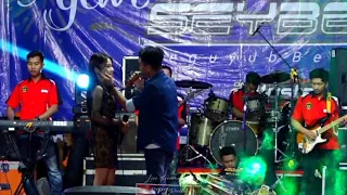 Download Duetnya Romantis Harnawa Ft Aulia Nirwana - Cuma Kamu - Rollysta MP3