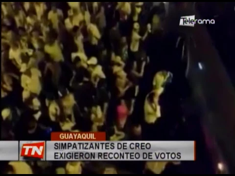 Simpatizantes de Creo exigieron reconteo de votos