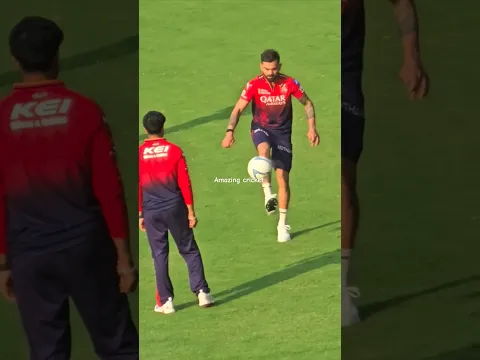 Virat Kohli football skills #shorts #viratkohli #rcb #ipl