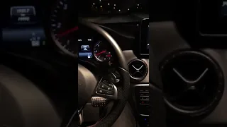 أيمن السرحاني تحيى بلادي ونعيش كي بغيت من داخل السيارة 