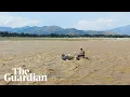 Download Lagu Pakistan flood sweeps away children and relatives trying to save them