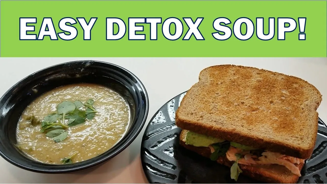Easy healthy detox soup - Vegan leek and bean soup!