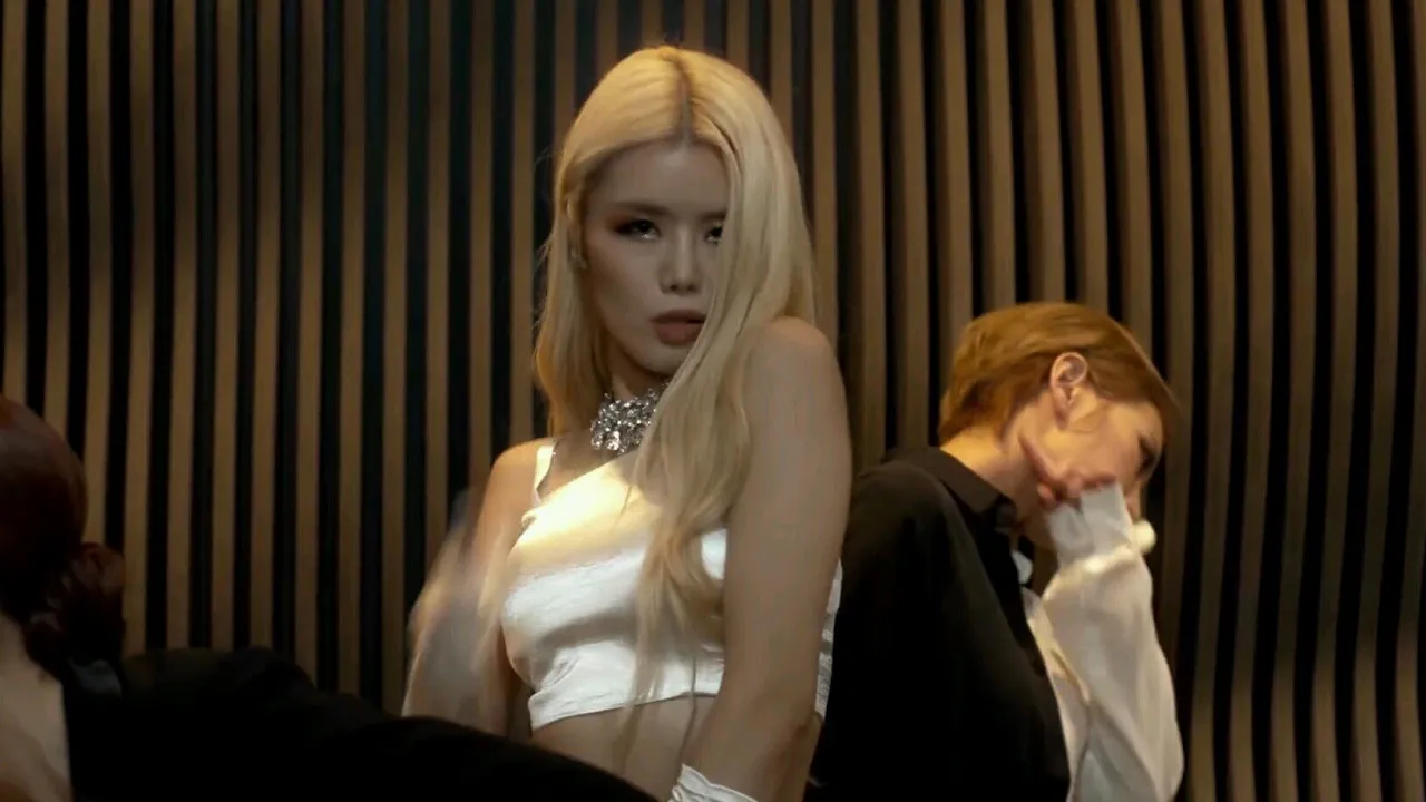 Latest MV / Nom Nom Nom