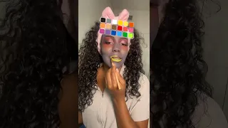 خليت فلتر يختار لي كل الوان الميكب النتيجه صدمة  خليت فلتر يختار لي كل الوان الميكب النتيجه صدمة