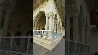 قصر الي تصور فيه سلسلة جودا اكبر يوجد في اغرا Agar India 