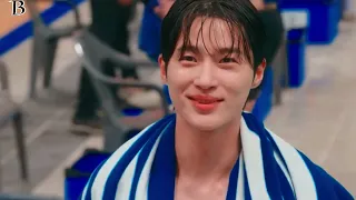 ايدول وسيم ومشهوربيقع في حب بنت معاقه عداء جميل ملخص مسلسل 