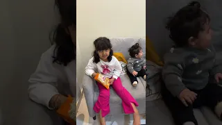 خافة البيبي منهم وبكت عائلة العائله تحديات Family  خافة البيبي منهم وبكت عائلة العائله تحديات Family
