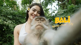 bali vlog godain monyet di monkey forest ubud