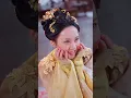 清冷太傅拒人於千裏之外，本以為會孤獨終老，怎料那日他暗戀十二年的公主竟爬上院墻對他展開笑顏！克製了一輩子的男人再也無法冷靜，磕磕巴巴當場求娶：公主，能否看臣一眼......