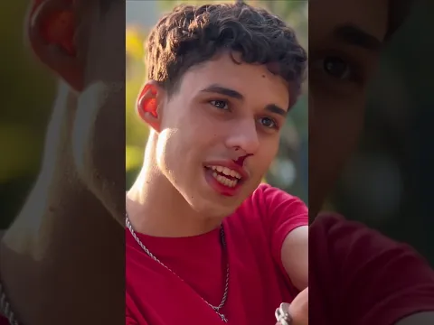 O policial tentou culpar o inocente por um crime que ele não cometeu! #shorts