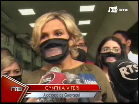 Municipio de Guayaquil entregó mascarillas inclusivas para comunicación con personas sordas