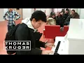 Download Lagu Thomas Krüger – Flashmob Piano Medley at French Airport Paris-Orly