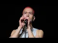 Download Lagu rei brown - Thinkining Bout You (live at Madison Square Garden 05/06/23)