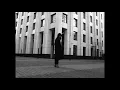 Victoria Alex-Le front caché sur tes genoux
