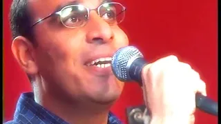 بين يديك الحانيه 