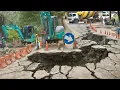 Download Lagu Jalan Lama Dihancurkan‼️ Kabar Gembira, Proses Pengecoran Jalan Tikungan Sitinjau Lauik Dimulai