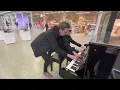 Download Lagu When A Passing Stranger Totally Rocks At The Piano