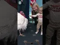 Karoline Leavitt s son meets turkey named Waddle before Trump pardons the bird