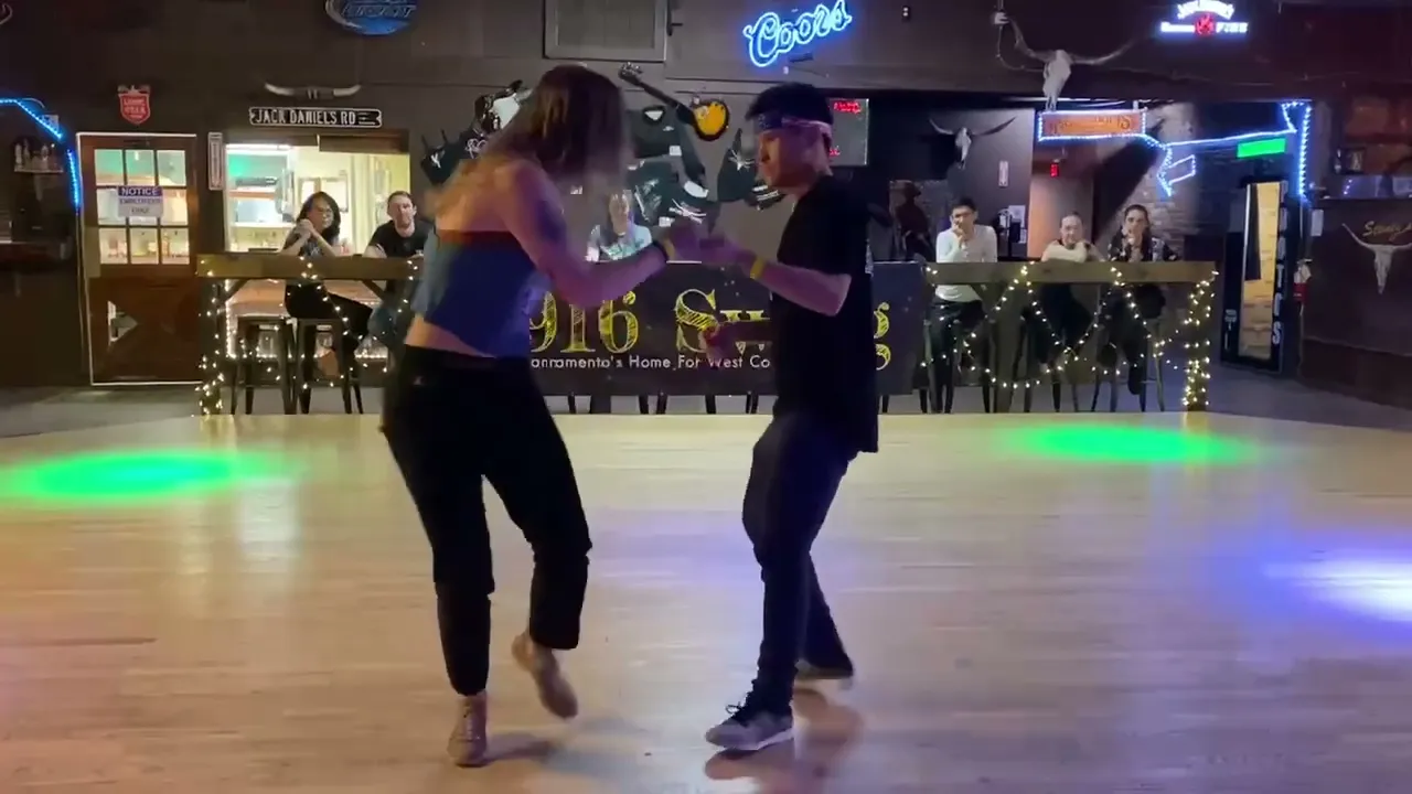 Jason Nguyen & Annie Lockmiller @ 916 Swing (4/4/23)
