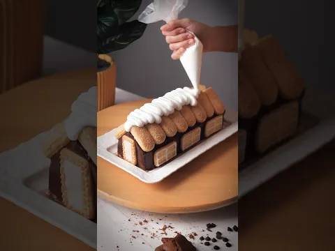 GAK TEGA MAKANNYA 😭 @pufflova #cake