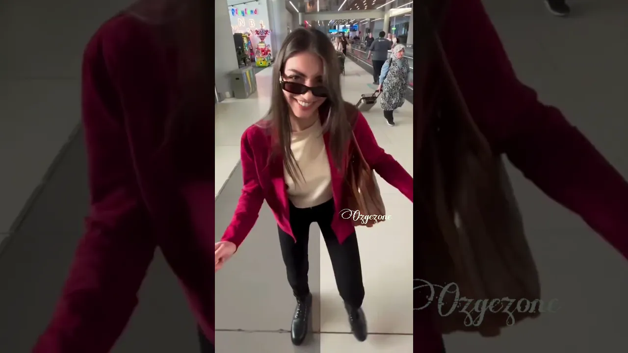 Özge✨😀