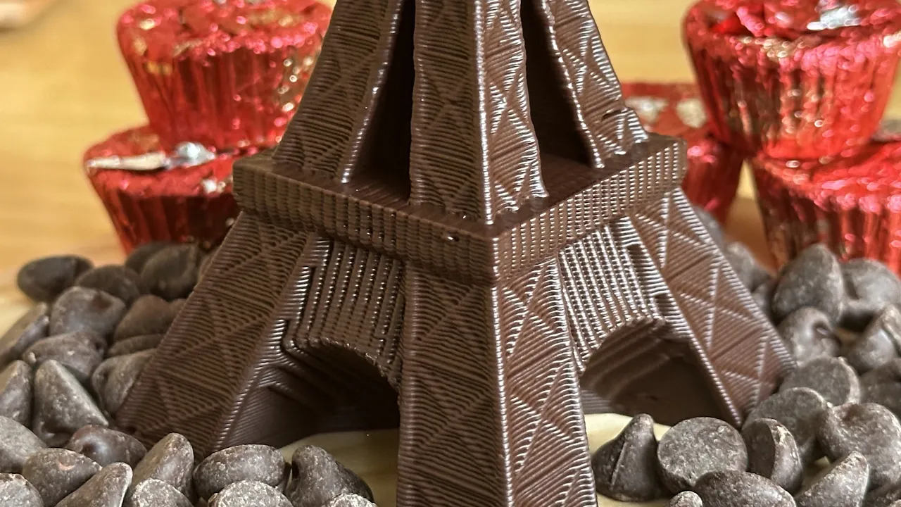 Eiffel Tower for Chocolate Printing.stl