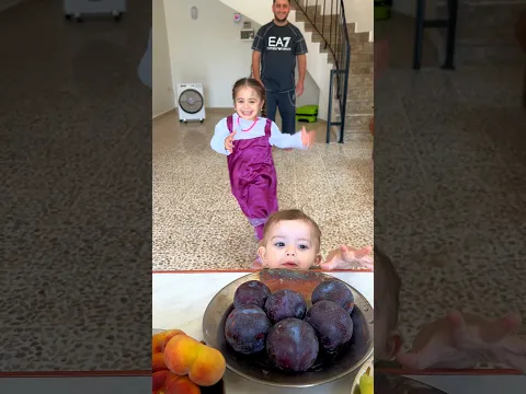 البيبي ما ترك تاخد ماشا شي !