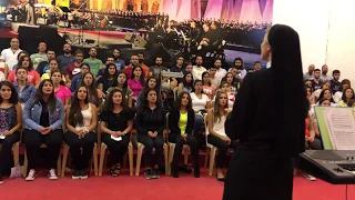               يا مريم البكر فقت دندنها