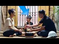 Download Lagu Lien smiled more when she felt Nam and Phong's love for her. The poor girl and the CEO