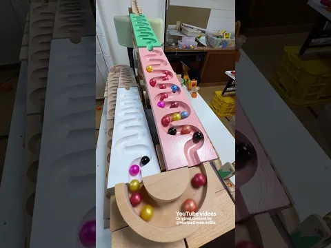 Marble Run and a Cat's Paw ☆ ASMR Video for Soothing and Laughter. Vol. 108