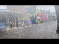 Lagu De grootste regen in de geschiedenis in 🌧️ In verschillende gebieden blijft het regenen