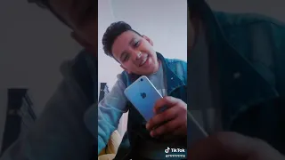 قلت لها بلاش من كده جت من ورايا عملت كده دندنها