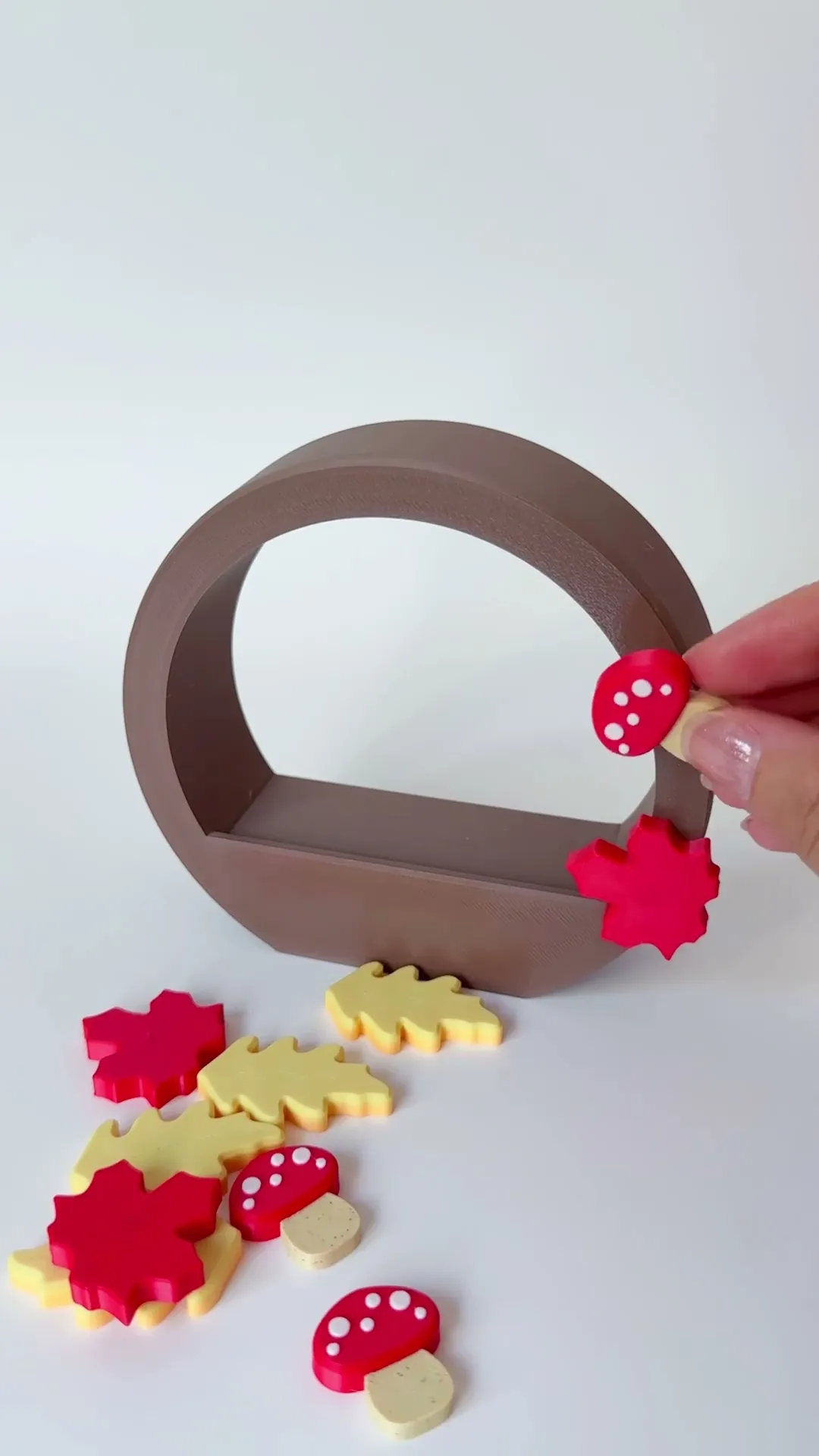 Magnet Autumn Shelf