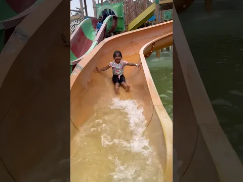 Paani paani #shorts #viralvideo #waterpark #swimmingpool