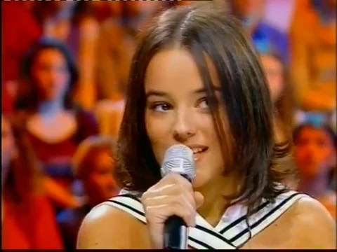 Download MP3 Alizée Live Performances 2