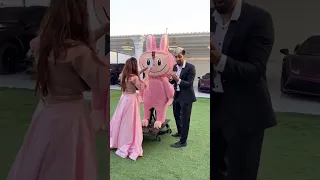 ريل مو فلوقز مع امه عملوا كيكة لابوبو 